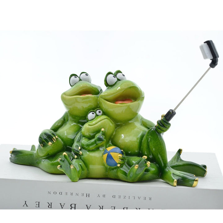 Frog Family Selfie Ornament for Playful Home Decor
