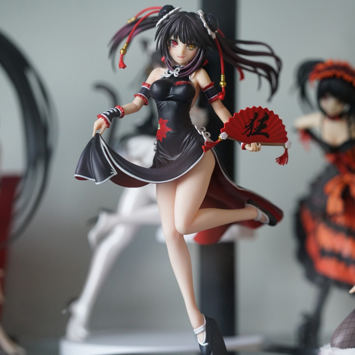 Anime Cheongsam Figure With Dramatic Fan Display Decor