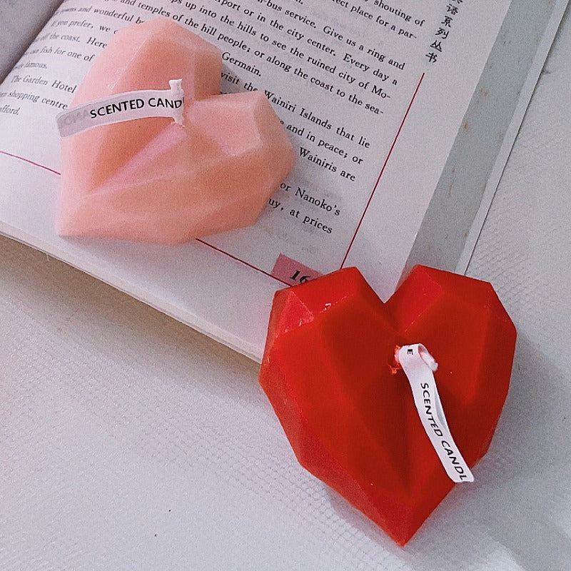 Faceted Heart Scented Candle for Romantic Home Décor