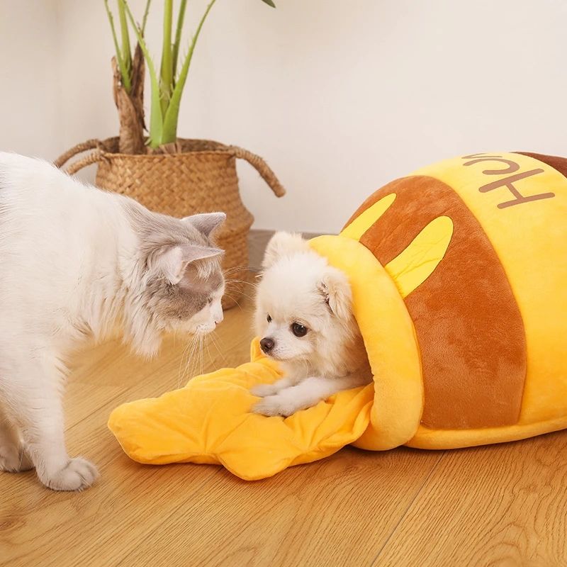 Winnie the Pooh Pet Bed & Warm Plush Cave Lounger for Cats