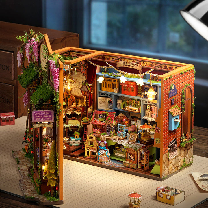 DIY Fairy-Tale Miniature House With Warm LED Lights