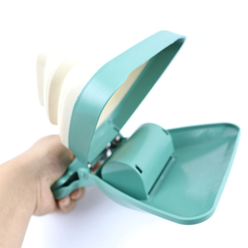 Portable Foldable Dog Poop Scooper With Waste Bag Roll