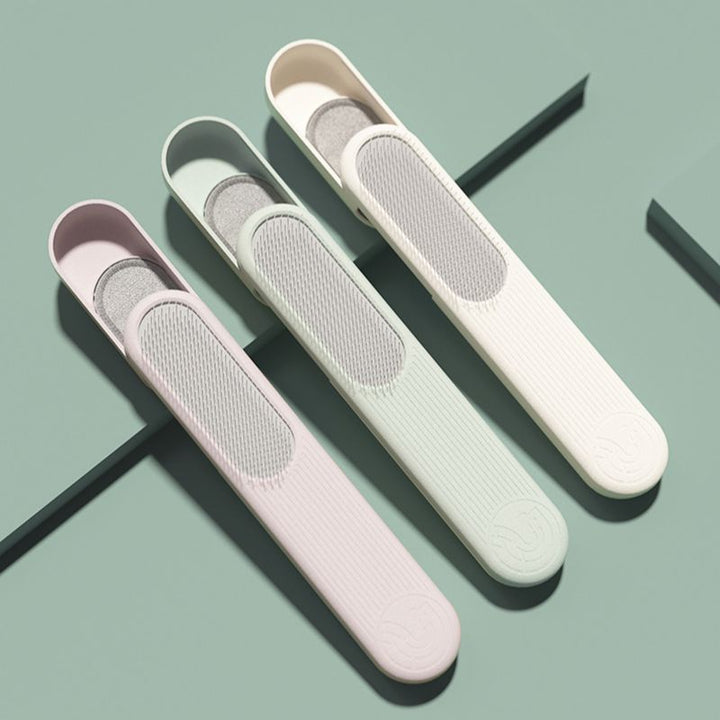 Pet Grooming Comb With Gentle Self-Cleaning Pin Brush
