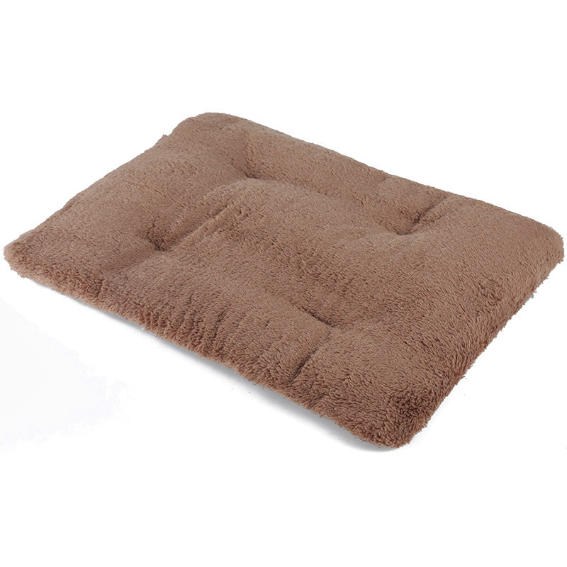 Self-Heating Pet Mat for Cozy, Cord-Free Winter Warmth