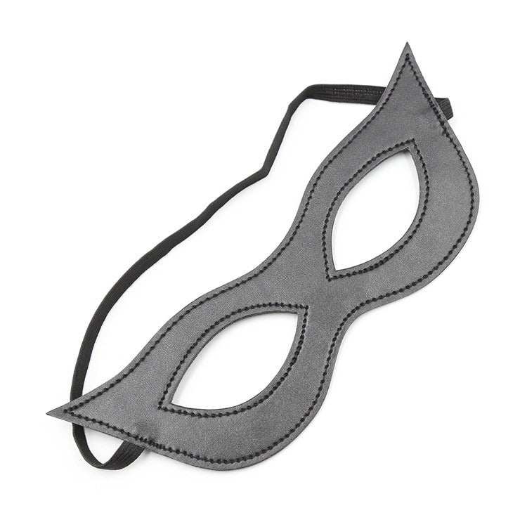 Black Masquerade Eye Mask for Dramatic Costume Style