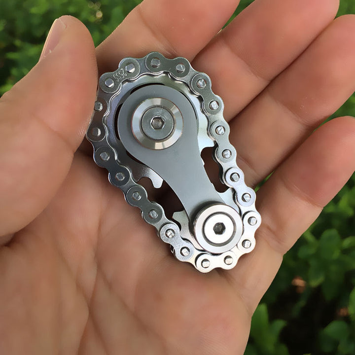 Metal Gyro Fidget Spinner with Mechanical Chain Detail