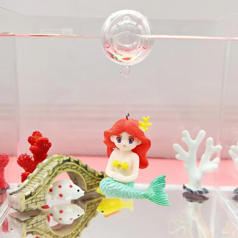 Aquarium Diver Decoration for Playful Underwater Scenes