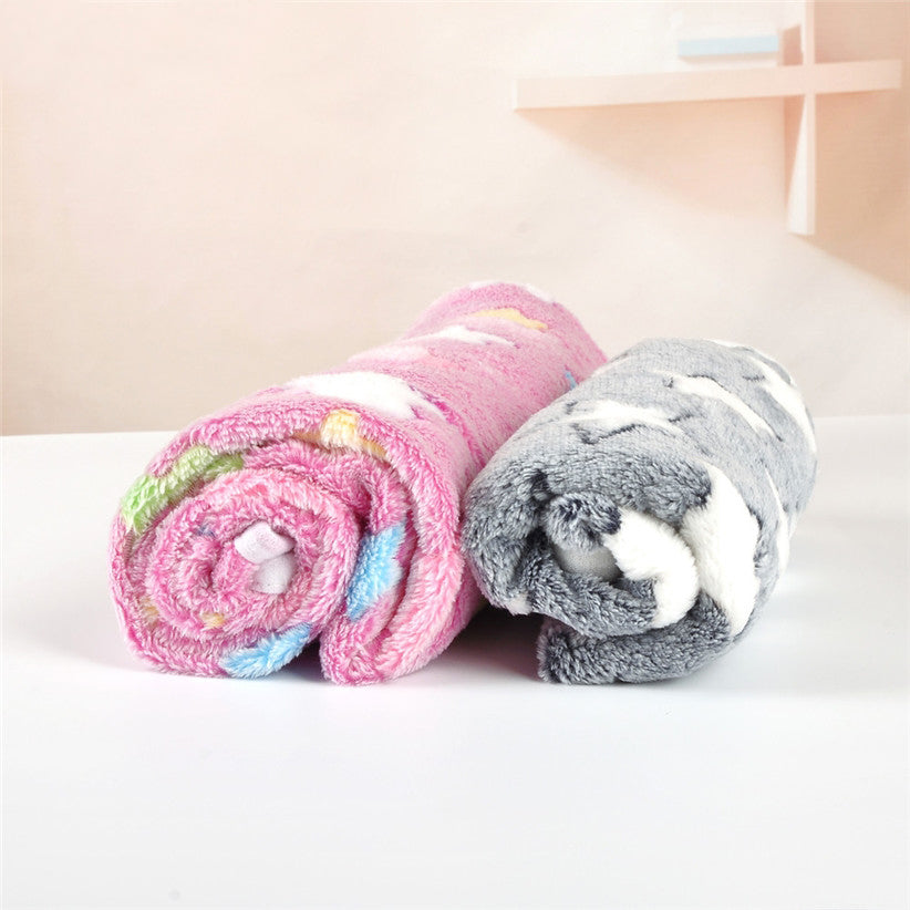 Soft Star-Pattern Fleece Pet Blanket for Dogs and Cats