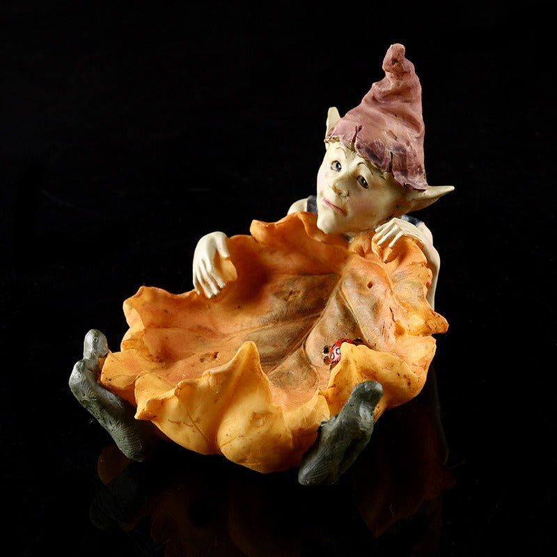 Flower Demon Ashtray: Whimsical Fantasy Table Decor