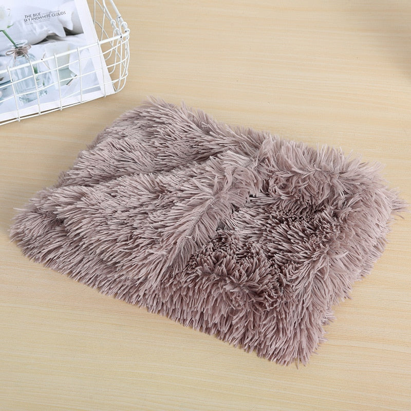 Plush Dog Blanket for Extra-Soft, Warm Pet Comfort