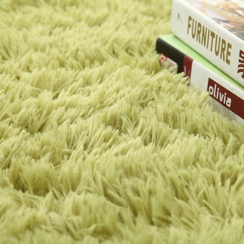 Round Faux Fur Rug for Soft, Cozy Bedroom Comfort