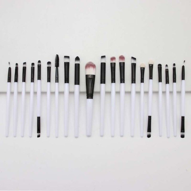 20‑Piece Makeup Brush Set — Complete Face &amp; Eye Kit