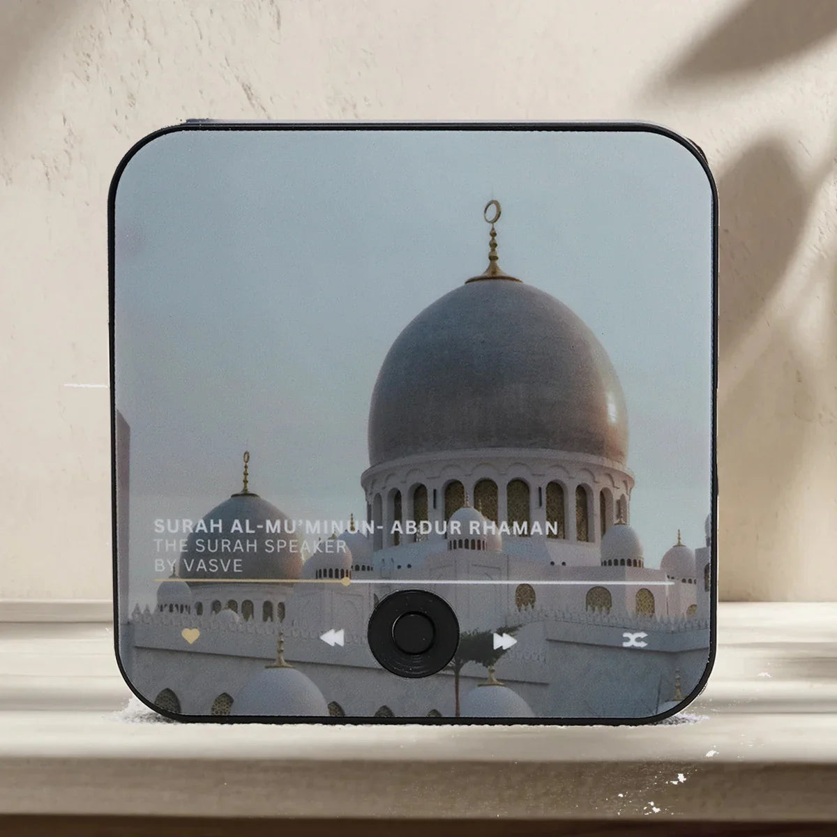 Magnetic Quran Speaker — Daily Surah Recitations for Modern