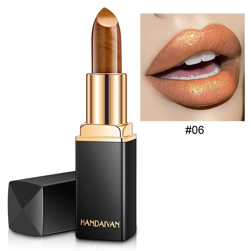 Metallic Lipstick with Pearlescent Color-Shifting Shine