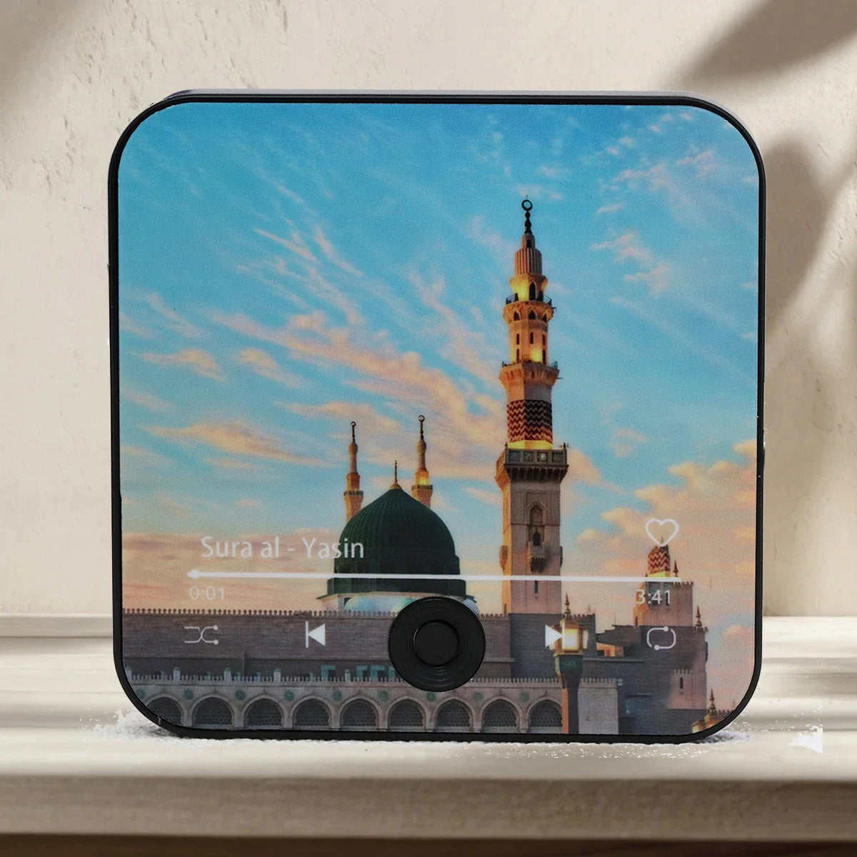 Magnetic Quran Speaker — Daily Surah Recitations for Modern