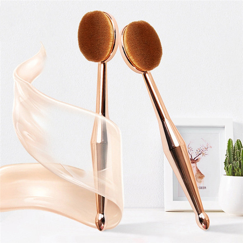 Oval Foundation Brush — Airbrushed Finish Every Time