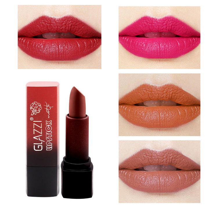 Matte Lipstick – Smooth Long-Lasting Color On The Go