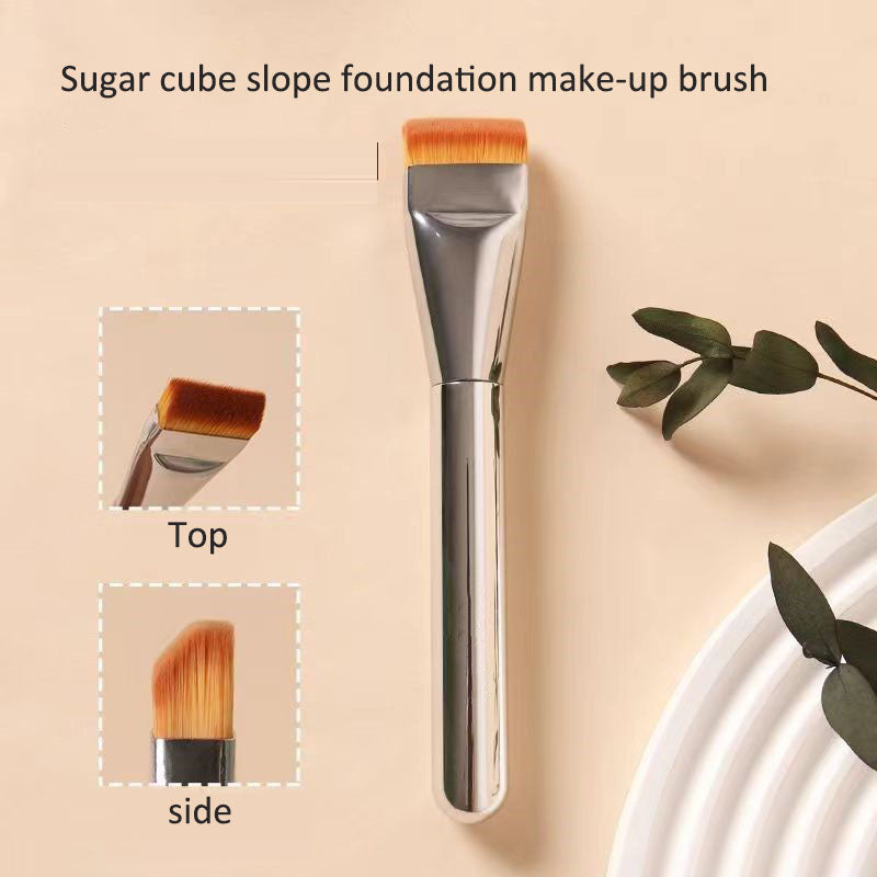 Liquid Foundation Brush for Smooth, Streak-Free Makeup