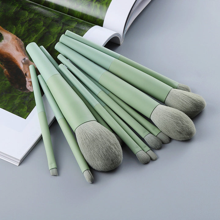 Makeup Brush Set – 11-Piece Sage Green Kit, Natural Hair Feel
