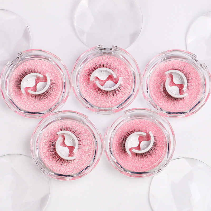 Self-Adhesive False Eyelashes for Glue-Free Volume