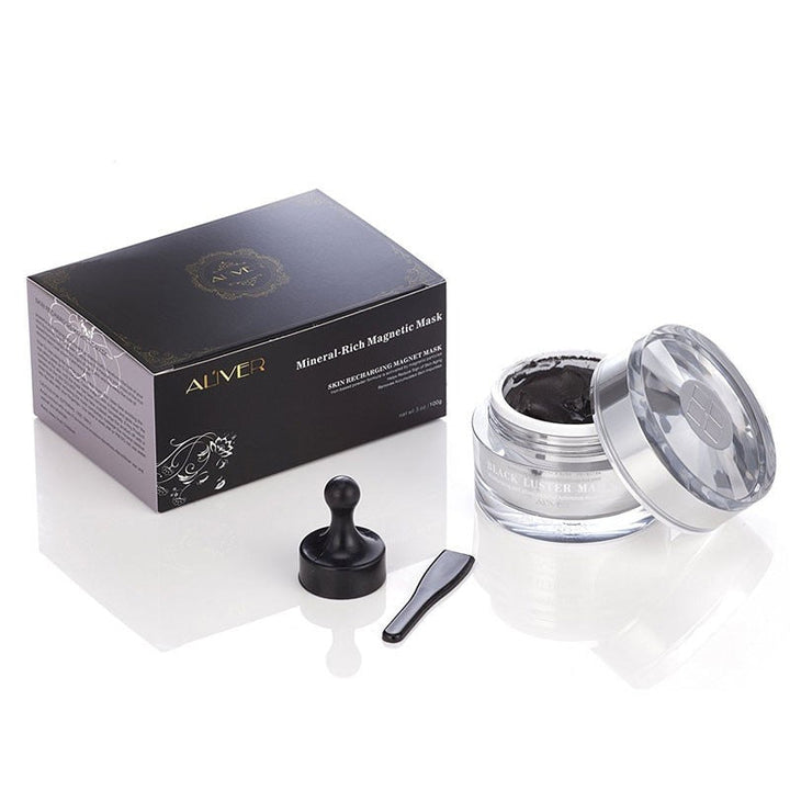 Magnetic Mineral Face Mask for Pores, Glow & Moisture