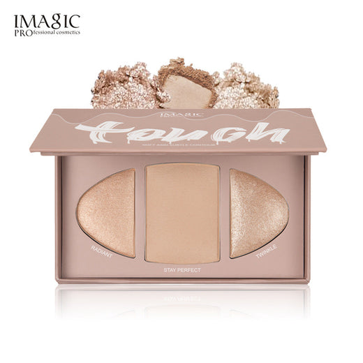 Three-Pan Face Highlighter Palette for Dimensional Glow