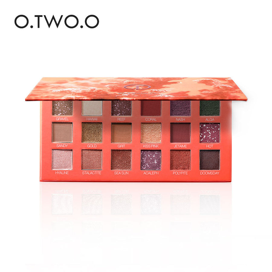 18-Color Eyeshadow Palette for Matte & Glitter Looks