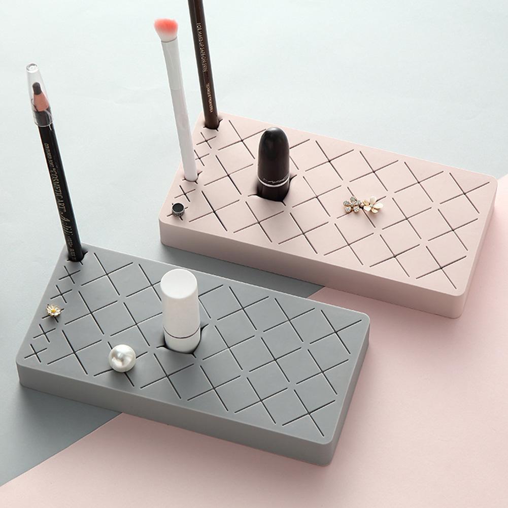 18-Grid Silicone Lipstick Organizer — Self-Sealing Makeup Rack