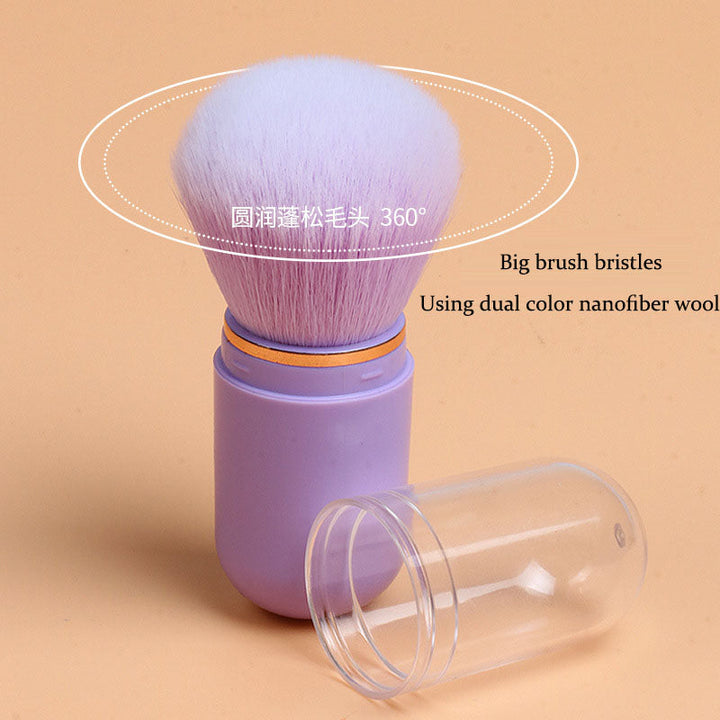 Telescopic Powder Brush for Easy On-the-Go Touch-Ups