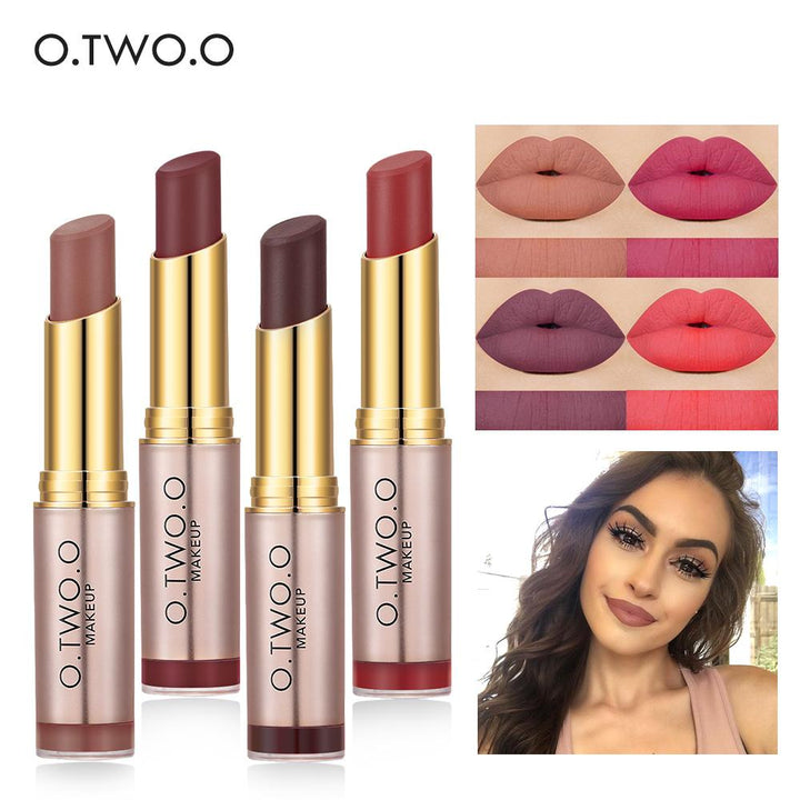 Matte Lipstick Set with Long-Lasting Rose-Gold Style