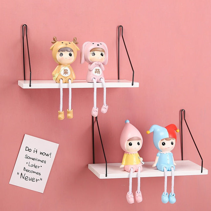 Kawaii Cartoon Hanging Dolls — Cute Shelf Sitters for Desk