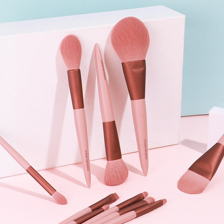Makeup Brush Set — Professional Softness for Sensitive Skin