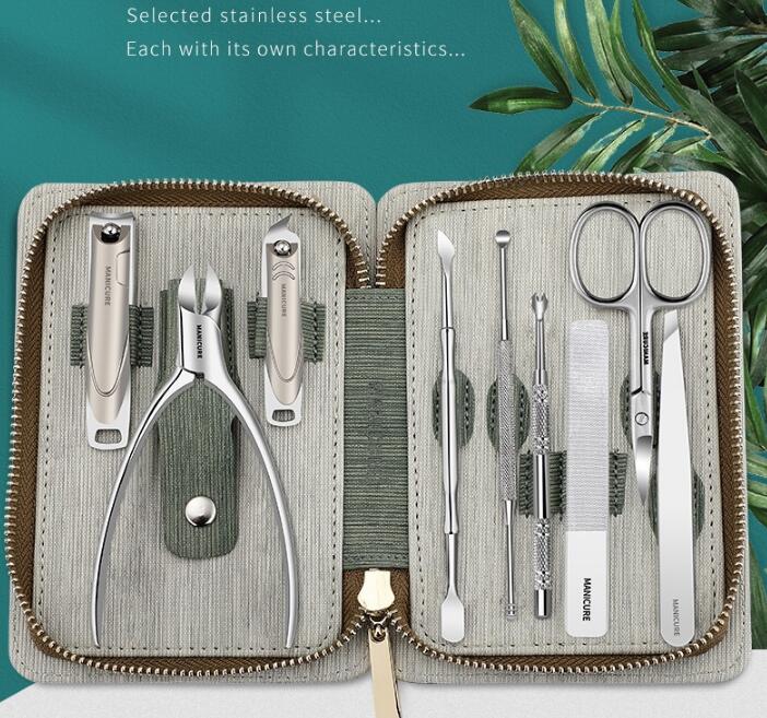 Professional Manicure Set 9-Pc: Anti-Splash Nail Clippers