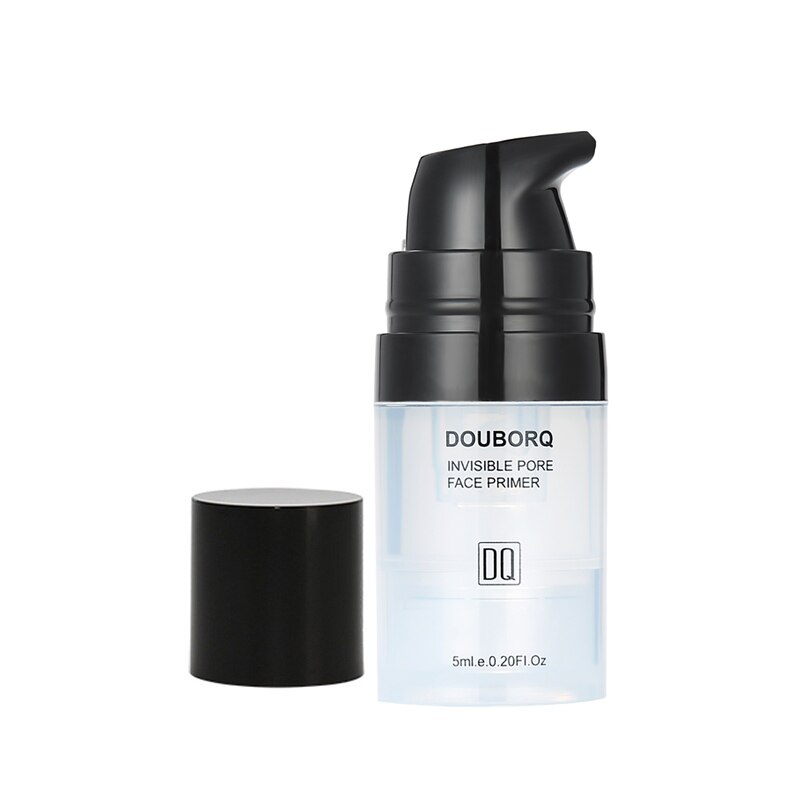 Face close-up showing visible pores and fine lines before application, then smooth, refined skin after primer use