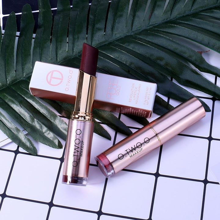 Matte Lipstick Set with Long-Lasting Rose-Gold Style