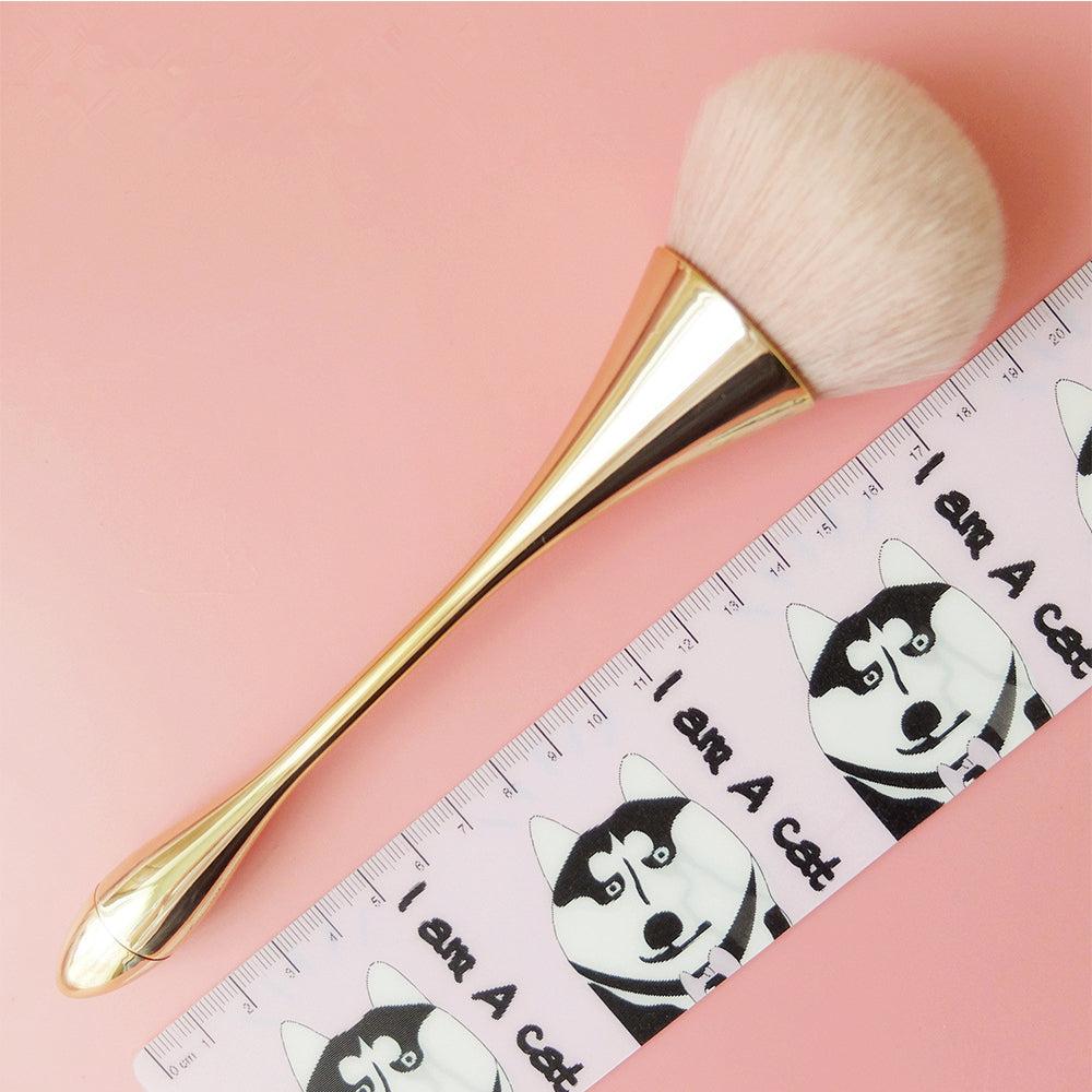 Gold Kabuki Foundation Brush – Flawless Airbrushed Finish
