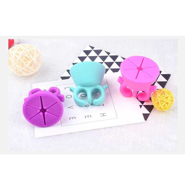 Silicone Nail Polish Holder Ring — Hands-Free Manicure Tool
