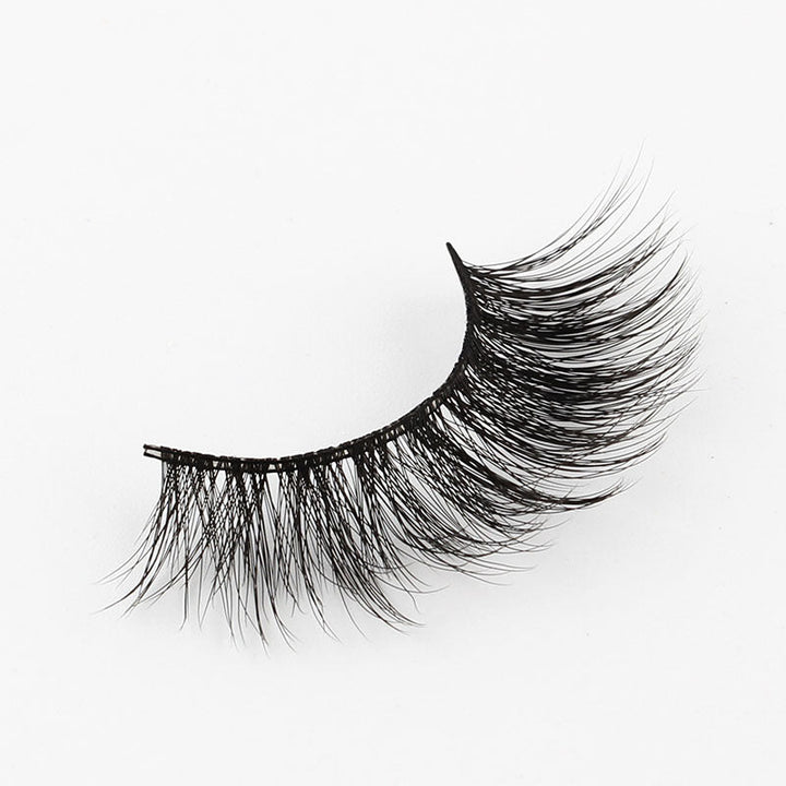 False Eyelashes for Natural Wispy Mink-Style Volume