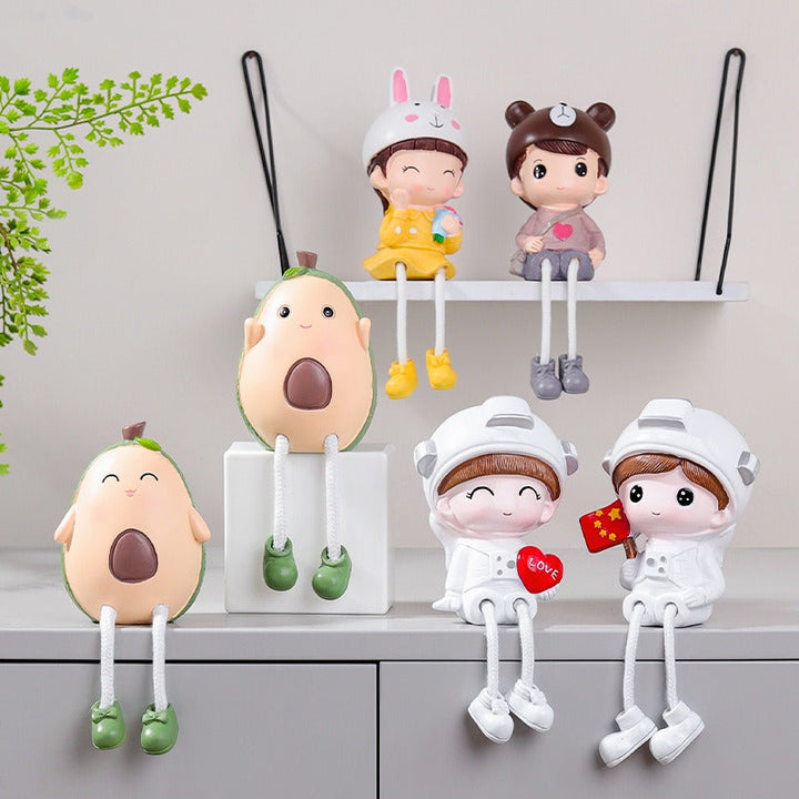 Kawaii Cartoon Hanging Dolls — Cute Shelf Sitters for Desk