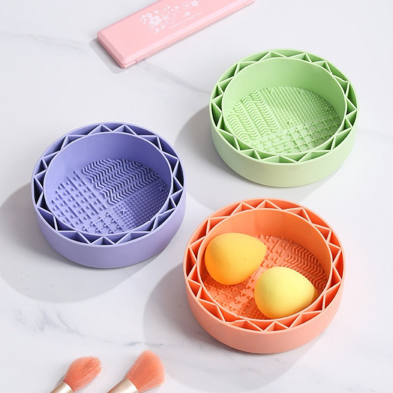 Silicone Makeup Brush Cleaner — Deep-Clean & Dry in Seconds