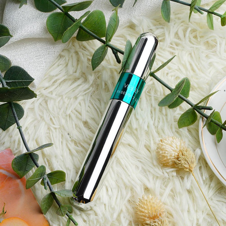 4D Silk Fiber Mascara — 2-in-1 Thick Curl & Sharp Length