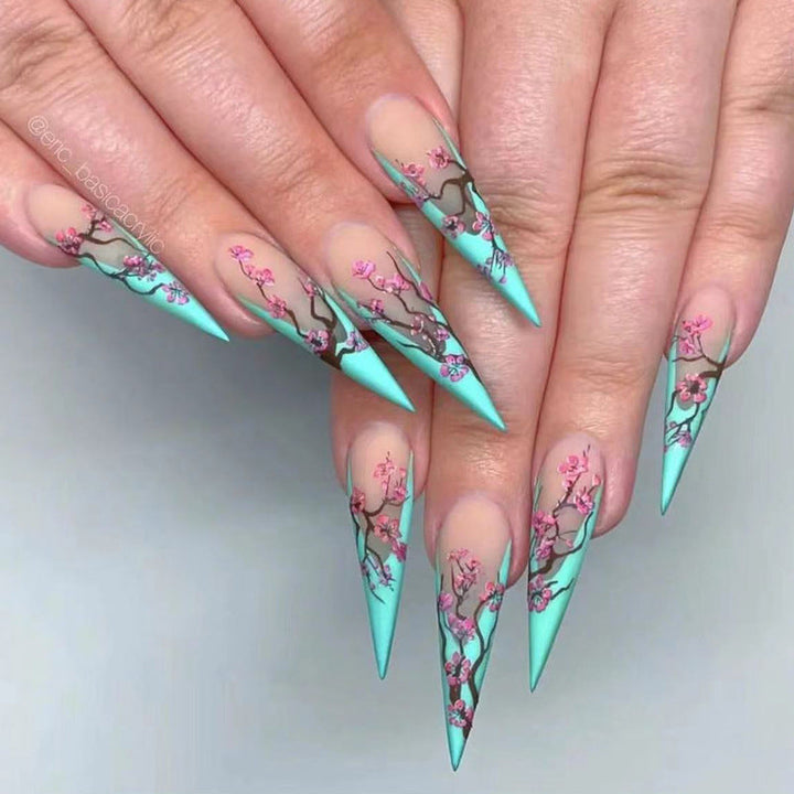 Press-On Stiletto Nails — Salon-Quality Artistic Designs