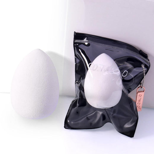 Teardrop Makeup Sponge for Smooth Foundation Blending