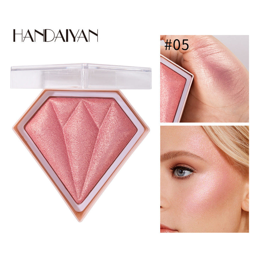 Diamond Highlighter Powder for Buildable Radiance