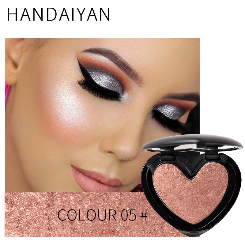 Dual-Use Highlighting Powder for Face and Eye Makeup