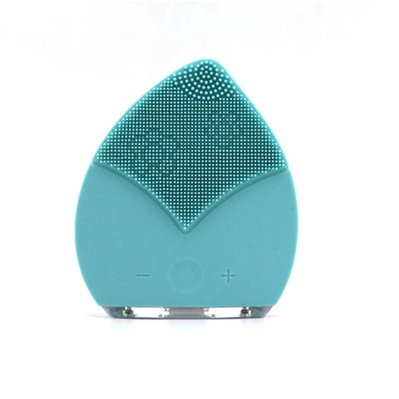 Silicone Facial Cleansing Brush — Pore Care