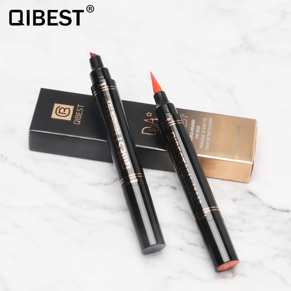 Dual-Ended Color Eyeliner Pen for Easy Winged Looks