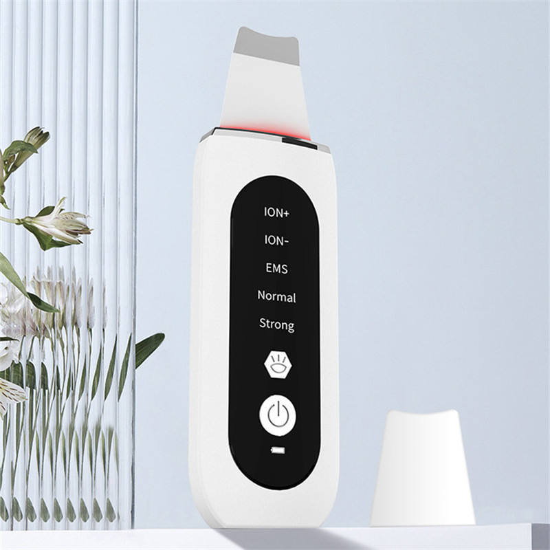 Facial Cleansing Spatula for Clearer, Firmer-Looking Skin