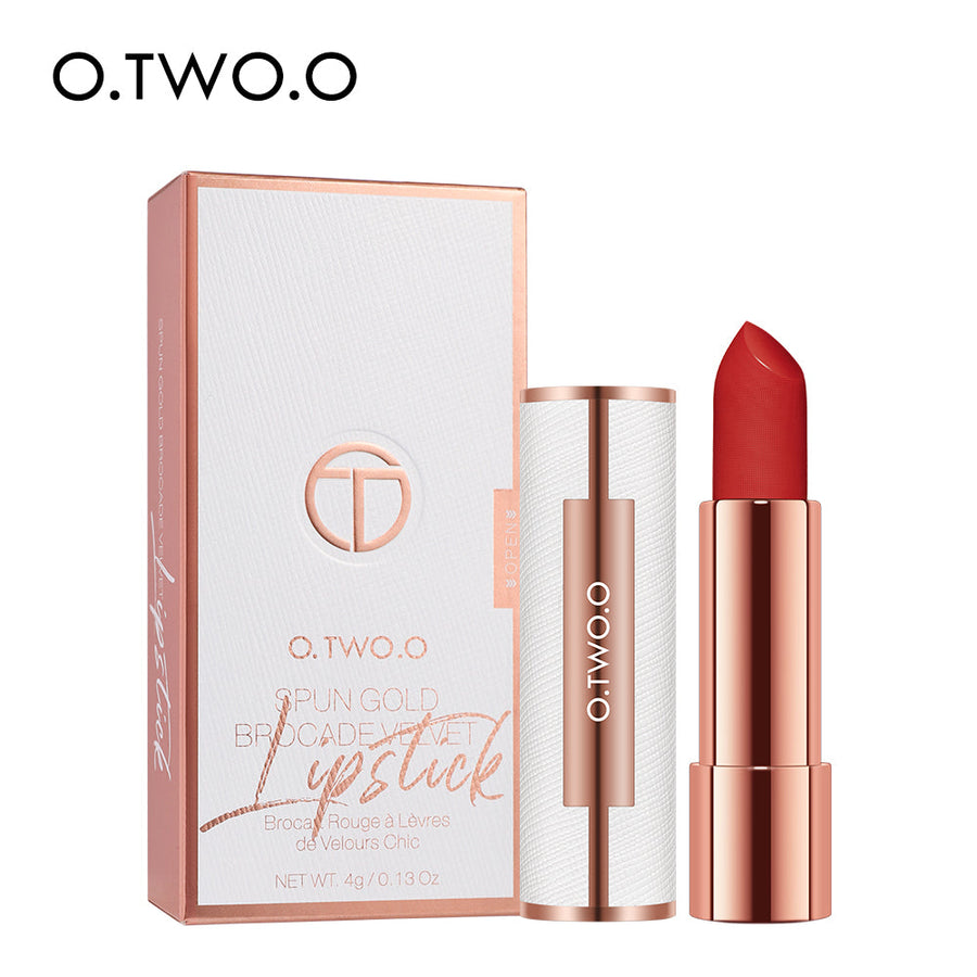 Matte Lipstick Velvet Finish in 12 Expressive Shades