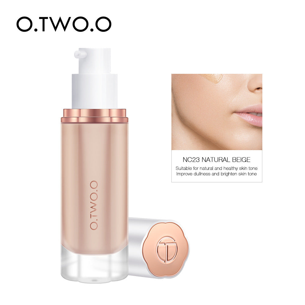 Illuminating Foundation for Matte Full-Coverage Wear